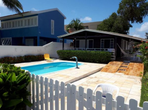 Lindo chalé à beira-mar com piscina